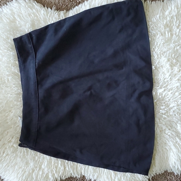 Abercrombie & Fitch faux suede black mini skirt 00 - Picture 4 of 4